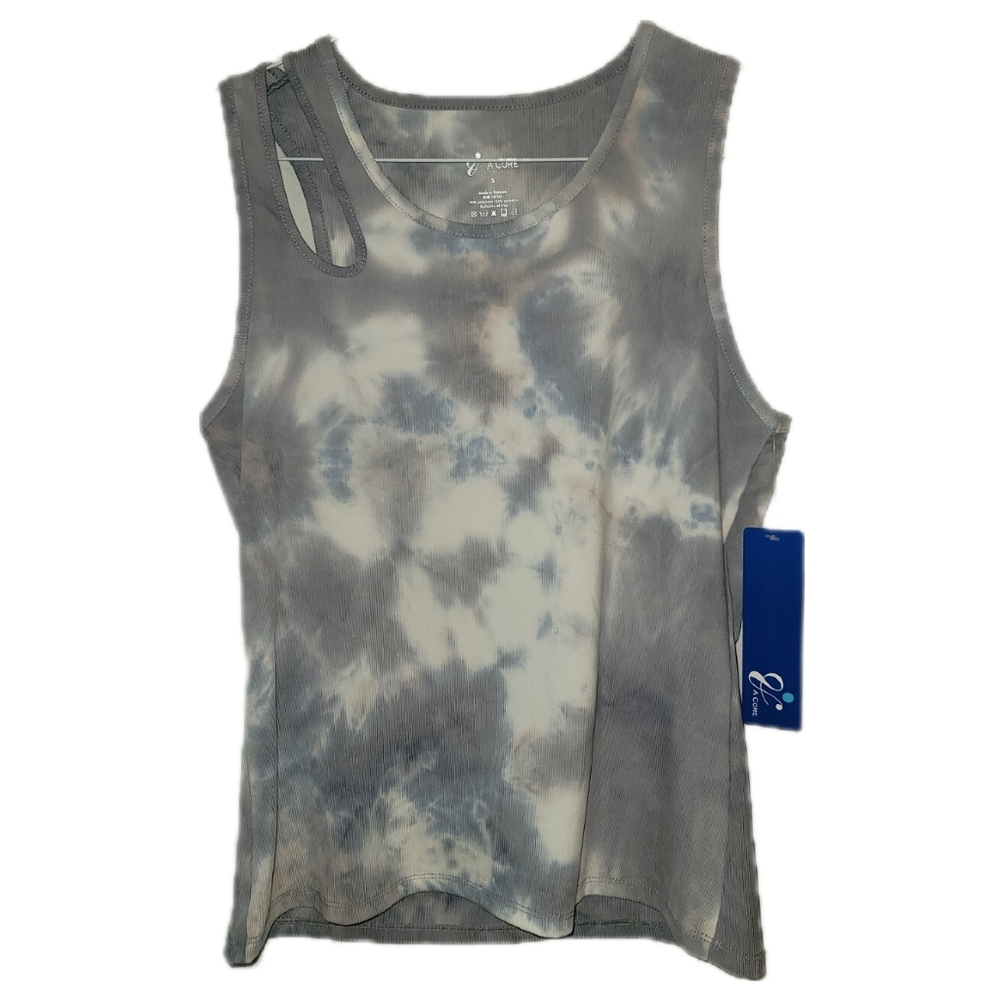 NWT J ADORE Cut Out Tank